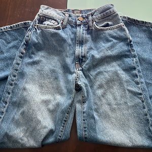 Urban Outfitters BDG Women’s Straight Leg Jeans